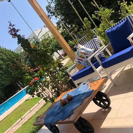 Holiday home Pool View With Exclusive Meet Of Nature&sea